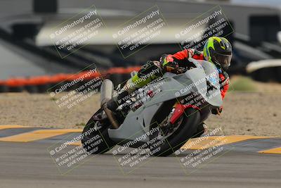 media/Sep-10-2023-SoCal Trackdays (Sun) [[6b4faecef6]]/Turn 16 (9am)/